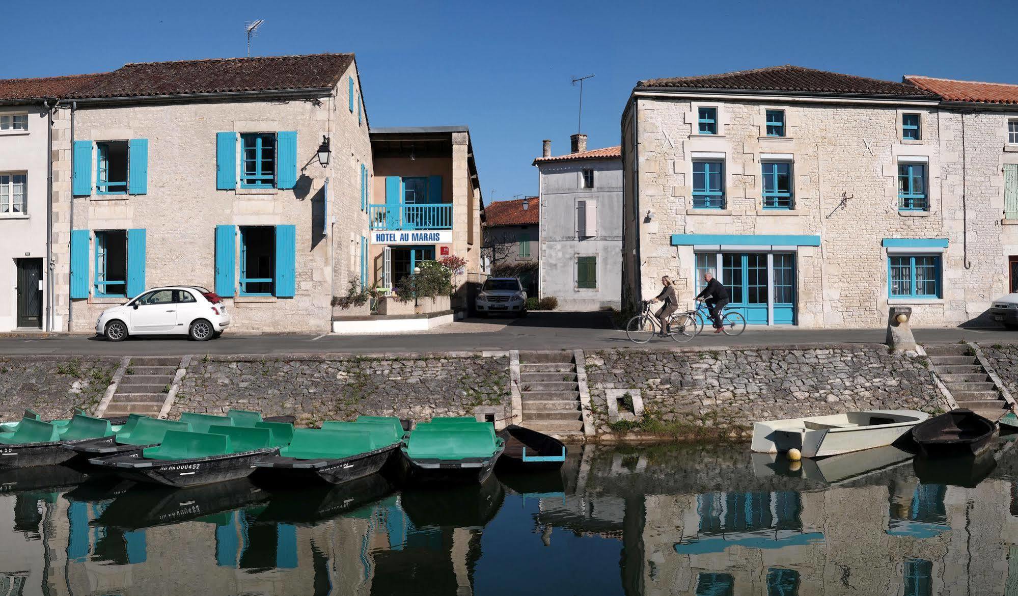 Hotel Au Marais Coulon Exteriör bild